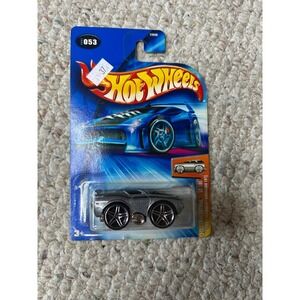 Hot Wheels '72 barracuda 2004 First Editions‎ #53 1:64 Scale Diecast Car